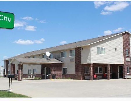 Forest City Inn Exterior photo